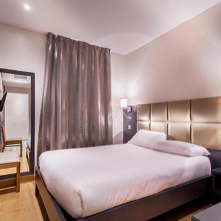 פריז Hotel Jenner מראה חיצוני תמונה